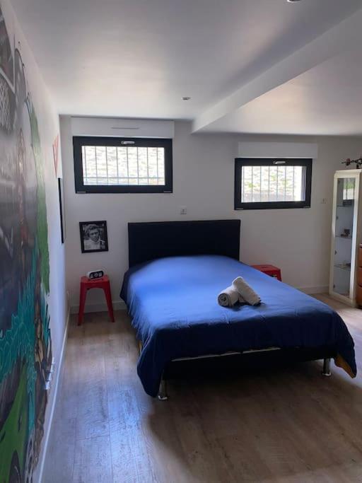 Loft Proche Centre Ville Hotes Habitant A L Etage Laval  Bagian luar foto